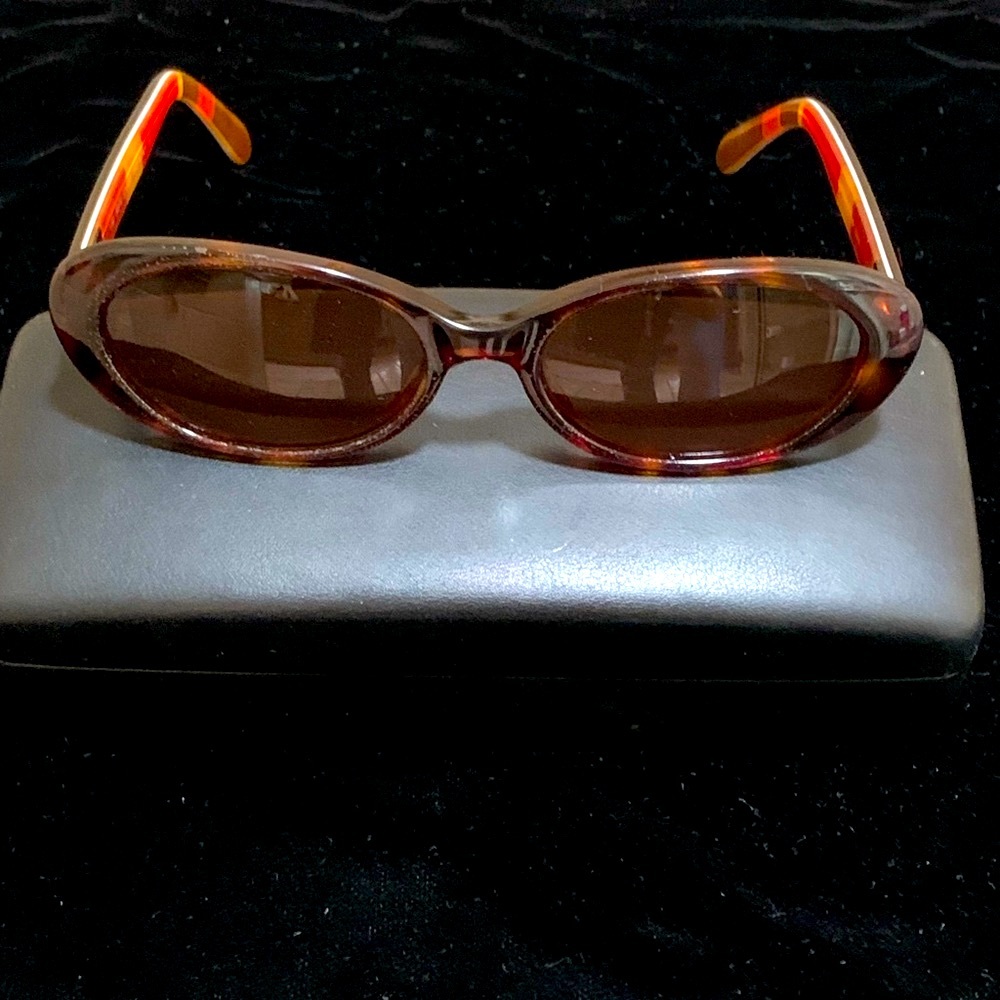 Kate Spade 90s tortoise sunglasses